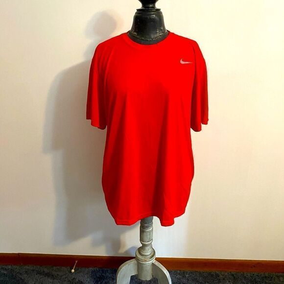 Nike Air Dri-Fit Red Tee, size XL - Picture 1 of 4
